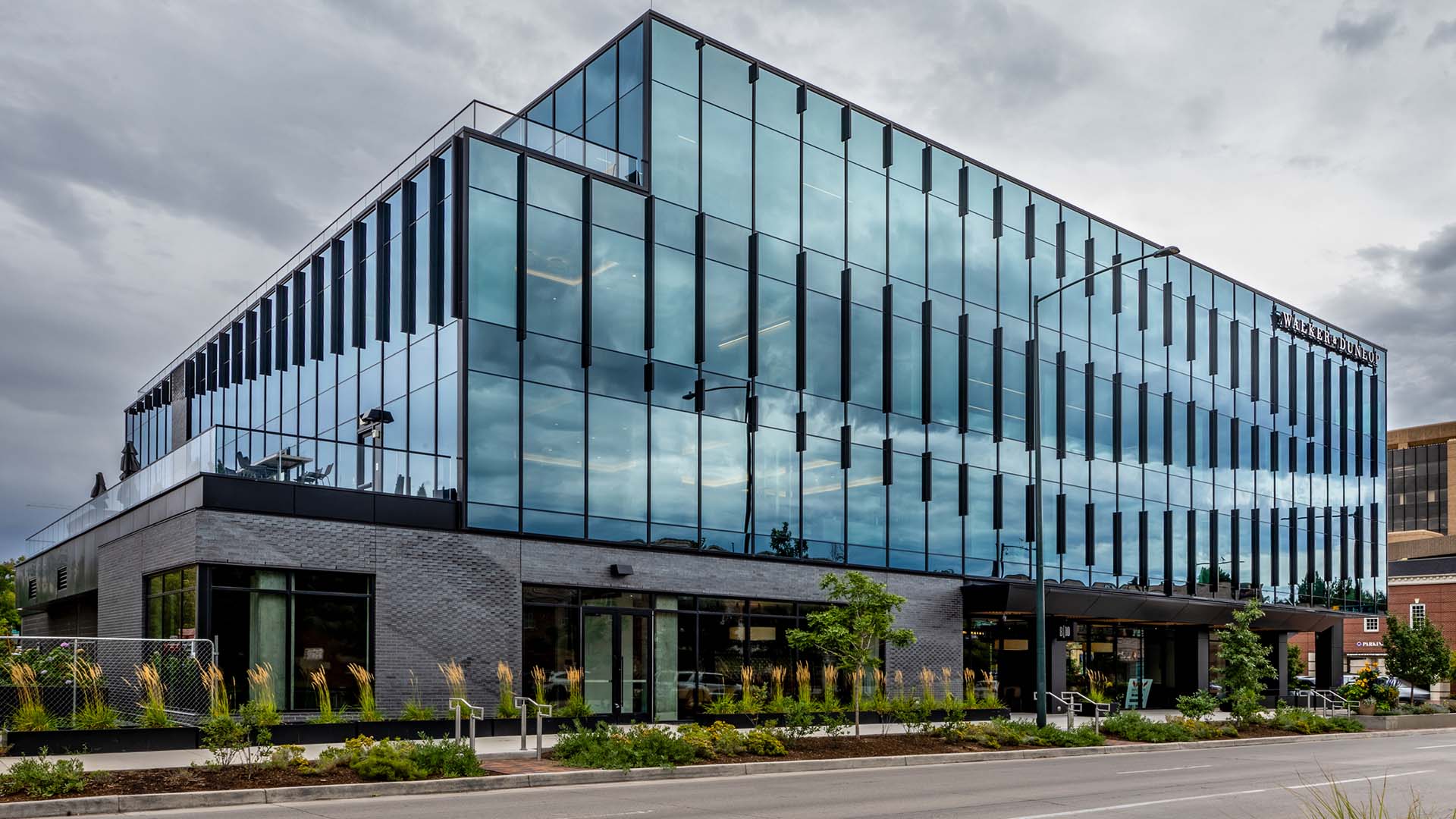 Horizon-Glass-300-University-curtain-walls