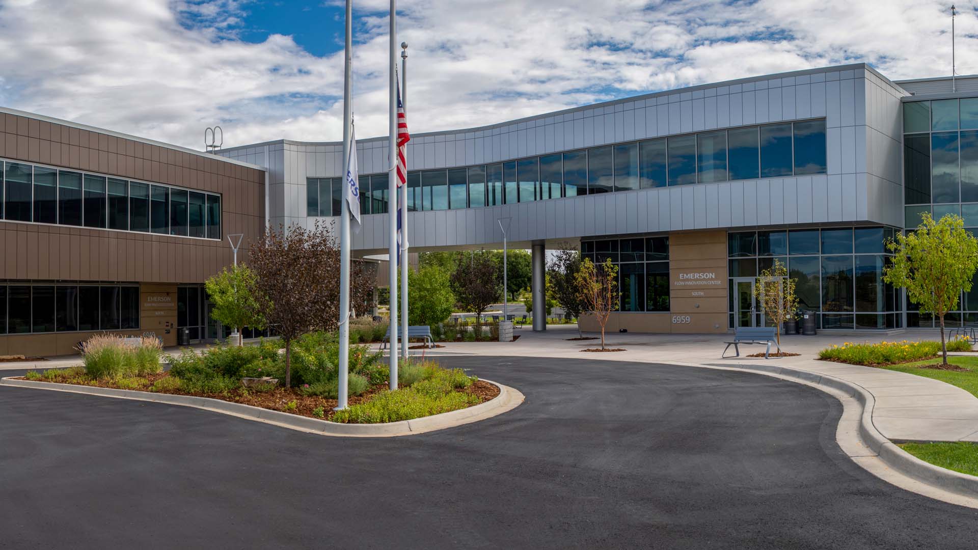 Horizon-Glass-Emerson-Micro-Motion-entrance