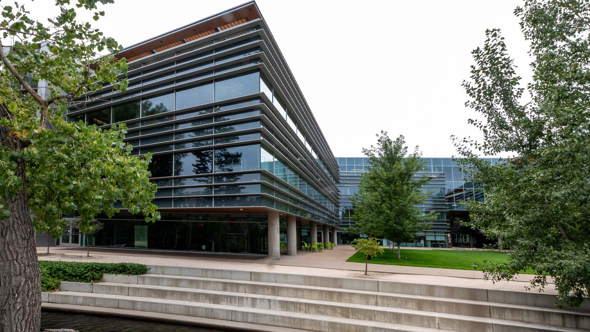 Horizon-Glass-Google-Campus-Pearl-Place-Boulder-wondows-curtain-wall