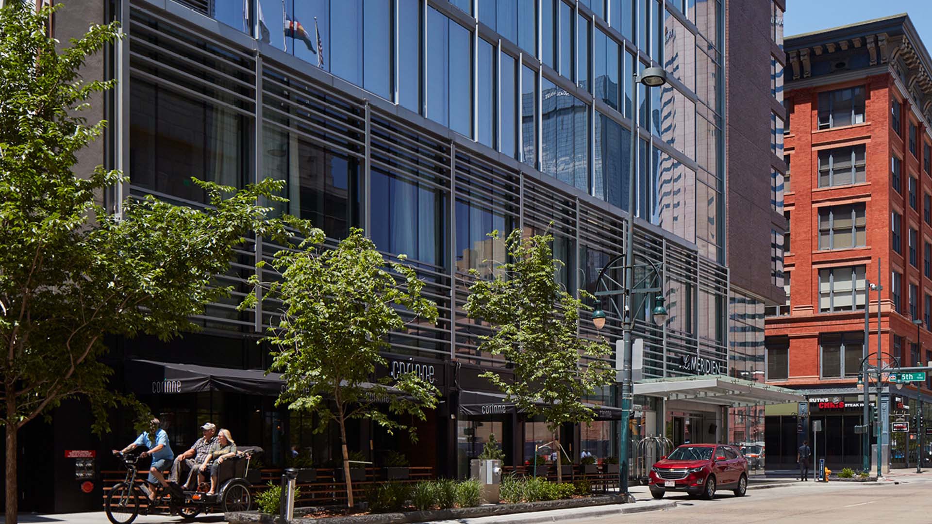 Horizon-Glass-Le-Meridien-storefront-sunshade
