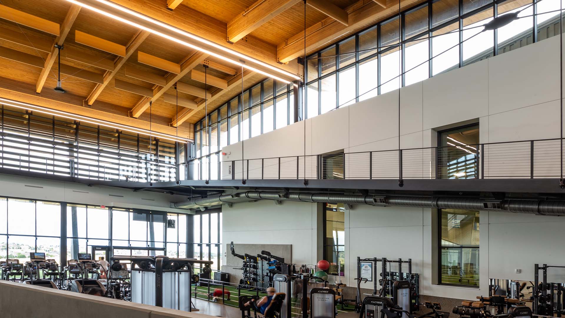 Horizon-Glass-Southeast-Aurora-Recreation-Center-and-Fieldhouse-windows-glazing