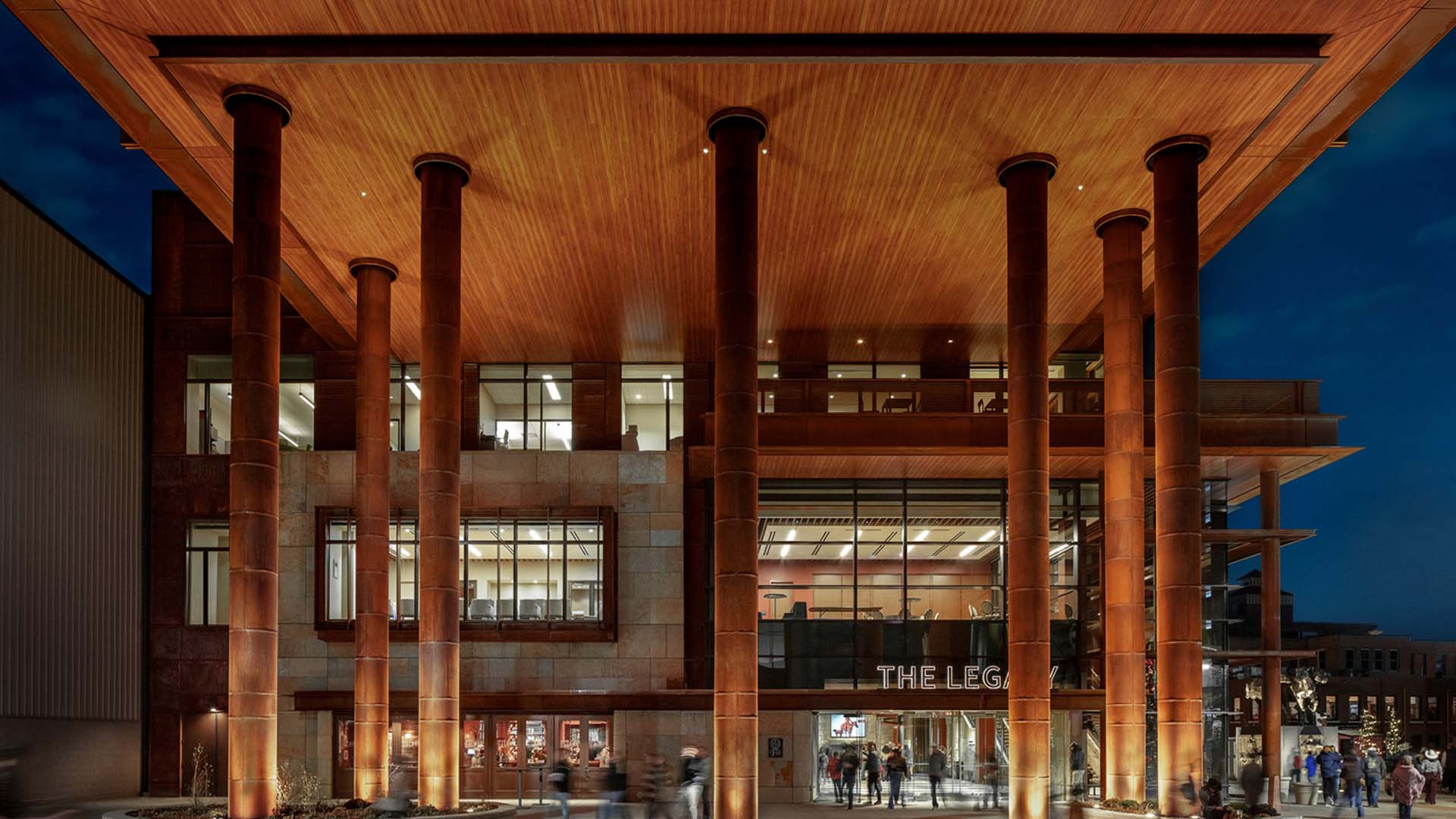 Horizon-Glass-Western-Stock-Show-Association-Legacy-Building-curtain-wall-storefront