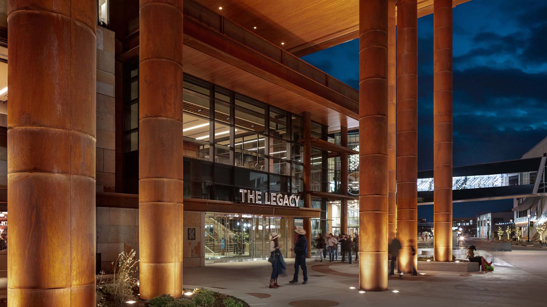 Horizon-Glass-Western-Stock-Show-Association-Legacy-Building-storefront